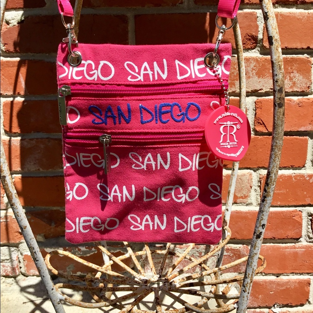 Robin Ruth small cross body bag San Diego